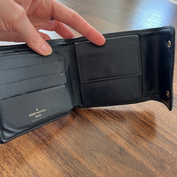 Louis Vuitton Mini Lin Compact Wallet - Picture 5 of 6